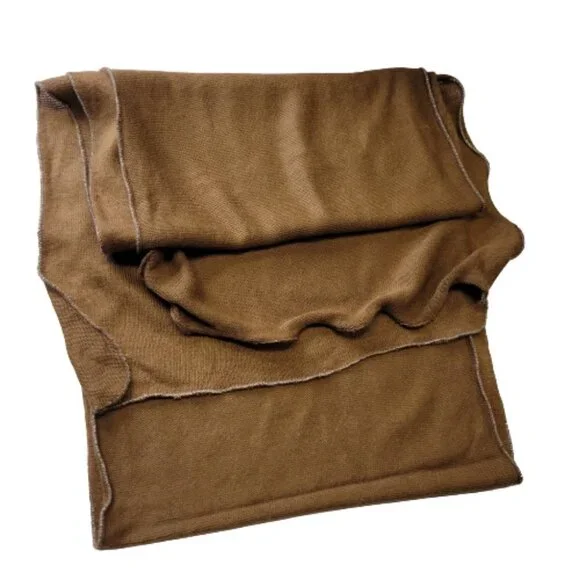 Brown Rectangular Scarf - Picture 2 of 7